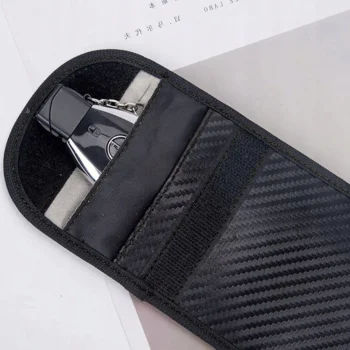 Etui Na Kluczyki Kartę KeyLess Antykradziezowe blokada sygnału pokrowiec 2x