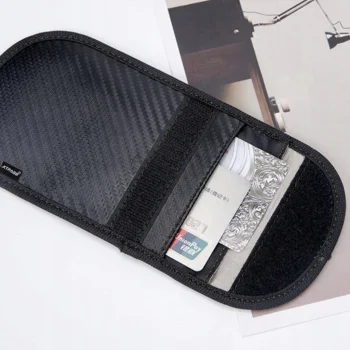 Etui Na Kluczyki Kartę KeyLess Antykradziezowe blokada sygnału pokrowiec 2x